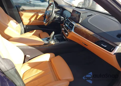 2019 BMW 640I Gran Turismo xDrive z USA, uszkodzony, nr VIN WBAJV6C52KBK08272